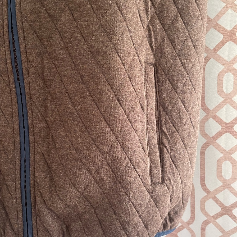 Brown Quilted Vest Lightweight Transitional Outerwear - Picture 3 of 5